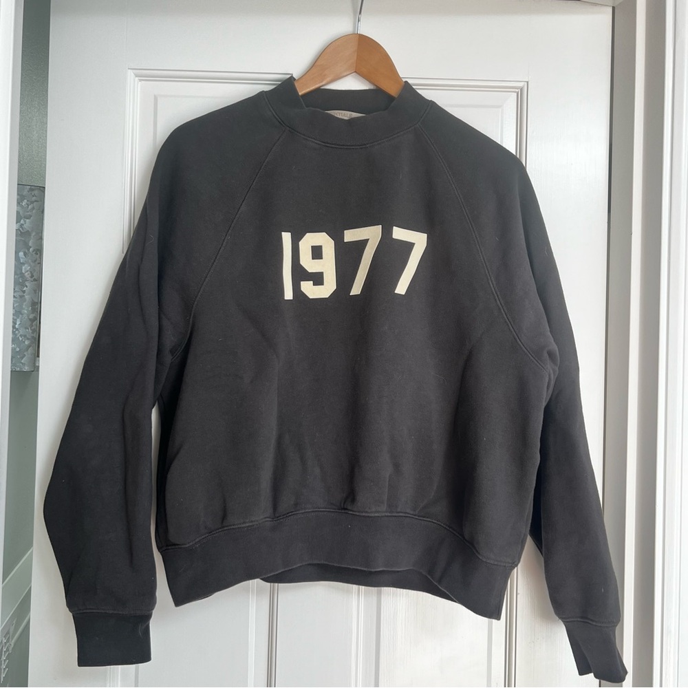 Fear of God Essentials 1977 crewneck